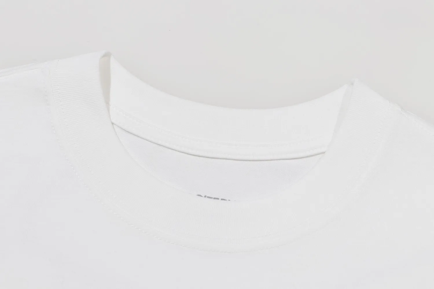 Arc’teryx ARC 23SS T 60 ， g 。 Breathable， ， ， 。 logo ， 。 ， 。 ， ， ， ， 。 Size:XS-L